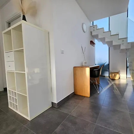 Villa Cinco